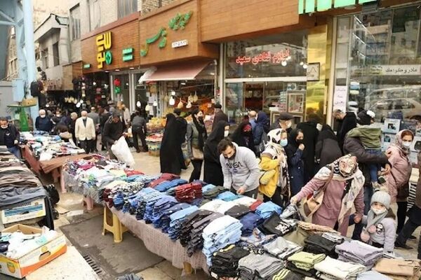 تنگ‌تر شدن عرصه دستفروشی/  مالیات گریبان دستفروشان را گرفت