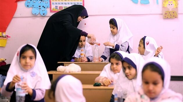 تصیم قطعی دولت درباره برگزاری غیرحضوری مدارس