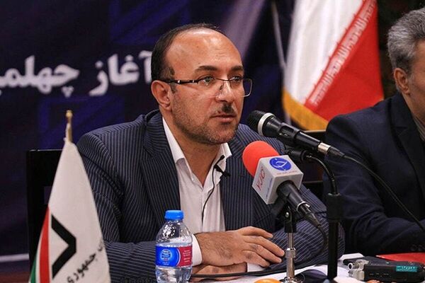 حجم ۱۰میلیارد دلاری واردات توسط کولبران و ملوانان