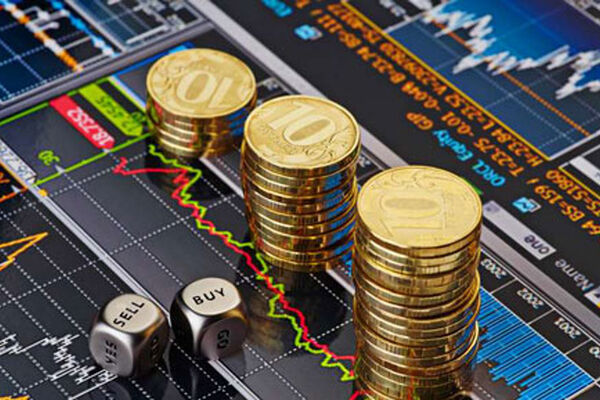 خروج پول حقیقی از بازار سرمایه تمامی ندارد