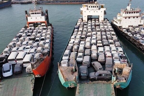 امروز، ترخیص ۱۰۰۰ دستگاه خودروی هیوندای النترا از گمرک
