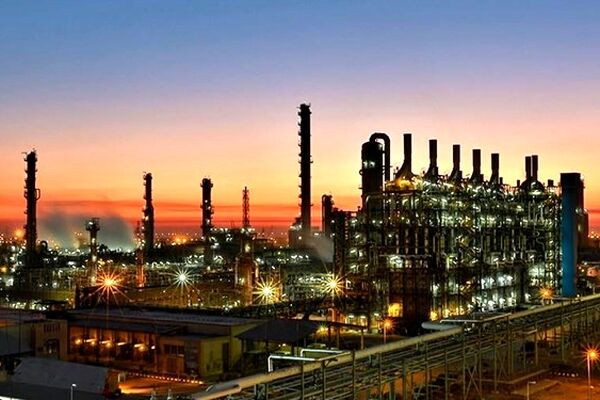 رکوردهای در پتروشیمی امیرکبیر در شش ماه