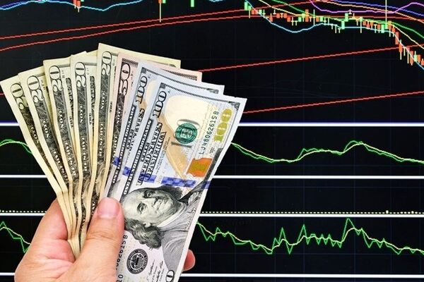 چگونه می‌توان نوسان قیمتی بازار ارز را مهار کرد؟ 