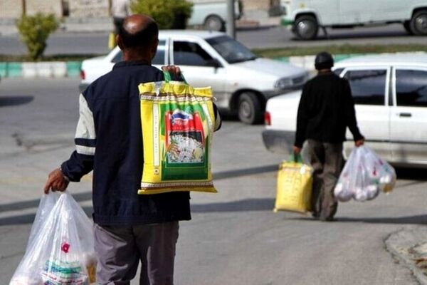 درخواست حقوق ۴۰میلیونی برای کارگران/ادامه چرخه عقب‌ماندگی مزد