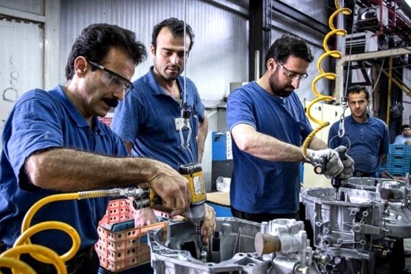 ورود دیرهنگام پاستور و بهارستان به ناترازی دستمزدها