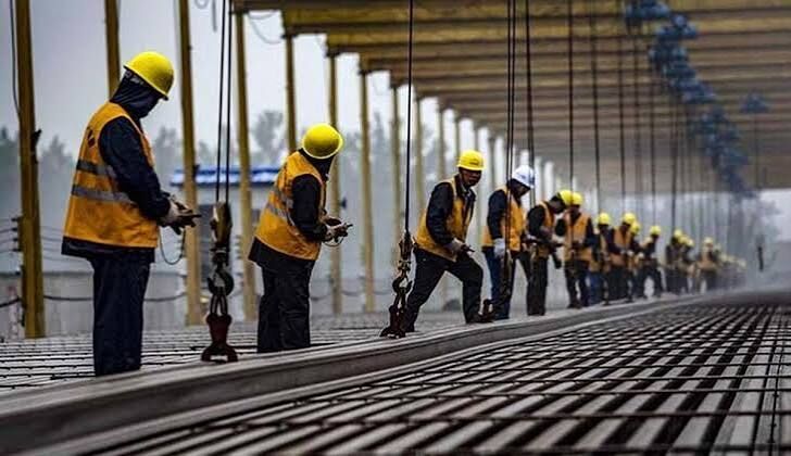 دستمزد کارگران زیر ضرب تورم ۳رقمی 
