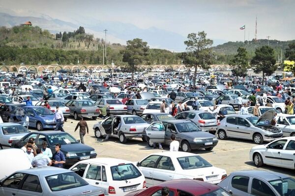 افزایش چراغ خاموش قیمت ۲ خودرو/ شرط عجیبی که ایران خودرو برای متقاضیان گذاشت 