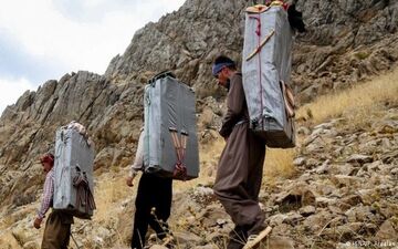  سهم ناچیز کولبران از تجارت مرزی تهدید اصلی بازگشایی معابر 