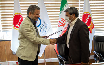 امضاء تفاهم‌نامه بیمه ایران و گروه صنعتی مینو
