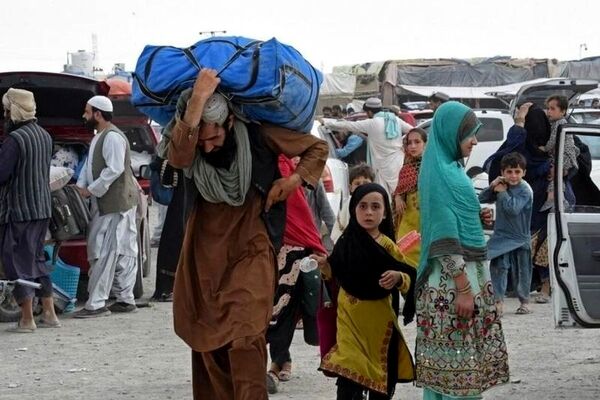 آژیر قرمز حضور کارگران افغان‌ در بازار کار ایران/حذف کارگران ایرانی حذف شدند
