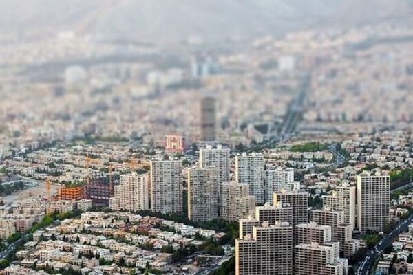 انتقاد از ورود بانک‌ها به حوزه ساخت و ساز / یک بانک فقط در تهران ۳هزار واحد مسکونی دارد  