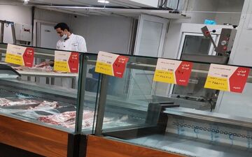 توزیع گوشت ۳۷۰ هزارتومان در فروشگاه‌های زنجیره‌ای