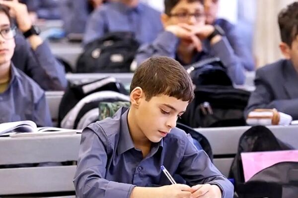 تخلف آشکار مدارس غیر دولتی/ دریافت اضافه شهریه ۱۰میلیون تومانی