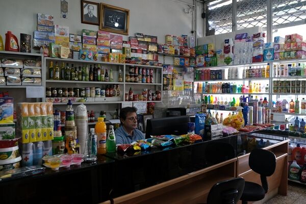 دلایل موفقیت خرده‌فروشان / ادامه اعتماد خانوار به فروشگاه‌های سنتی