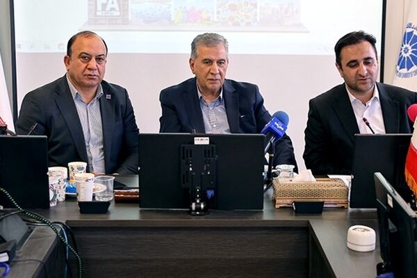 با توسعه گردشگری می‌توان بر محدودیت‌های ناشی از تحریم‌ ها غلبه کرد