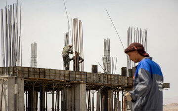 تهدید خروج کارگران افغان برای بازار کار/کمبود کارگر برای مشاغل سخت