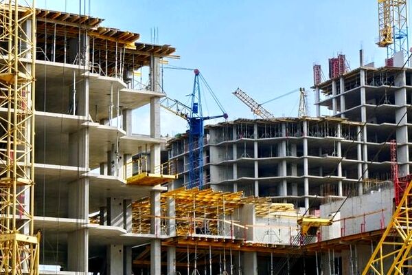 افزایش تعداد بانوان فعال در صنعت ساختمان/ساخت و ساز از رکود خارج می‌شود؟