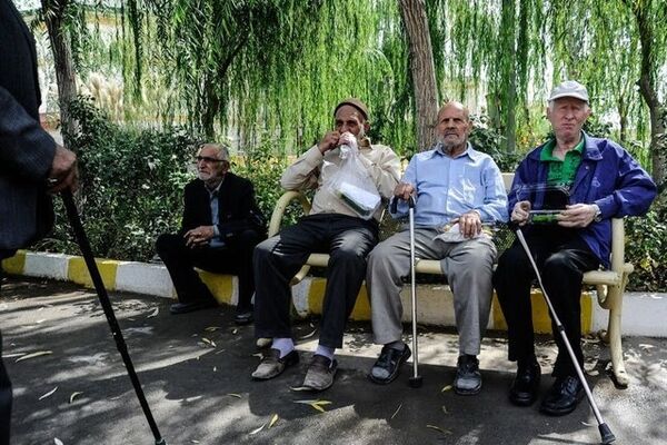  مصوبه افزایش سن بازنشستگی قانون اشتغال را محدود می‌کند؟