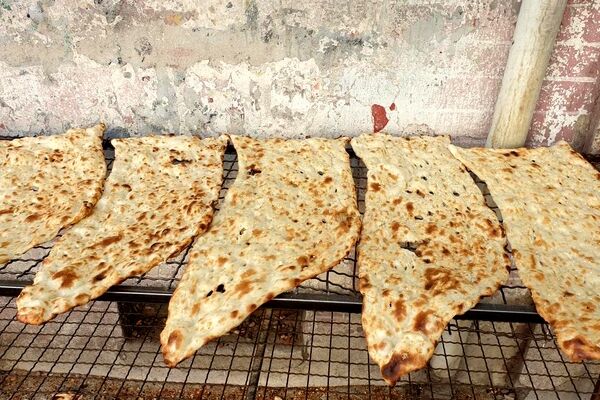 کاهش سهمیه آرد نانوایی‌ها بر اساس چه دستورالعملی انجام می‌شود؟