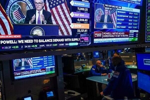 هشدار فدرال رزرو/ تضعیف بازار کار هم مثل تورم بالا برای اقتصاد آمریکا خطرناک است
