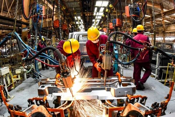 ادامه چالش‌های بخش‌خصوصی در شرایط جنگی / سهم واقعی بخش خصوصی از اقتصاد نفتی ایران