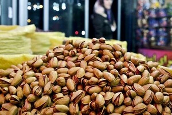 روایت آماری ربودن بازار جهانی پسته ایران از سوی آمریکا