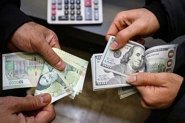 چشم انداز بازار ارز تا پایان سال/کانال ۵۶هزارتومانی محدوده‌ای مهم برای دلار
