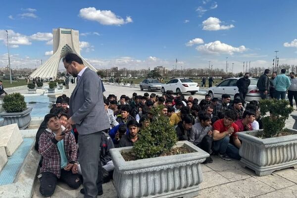 ادامه جمع آوری اتباع غیرمجاز به صورت شبانه روزی