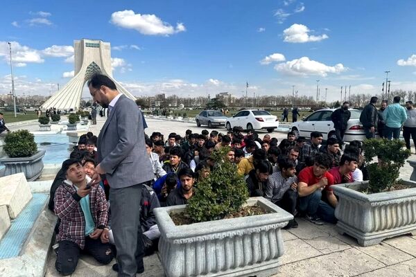 ادامه جمع آوری اتباع غیرمجاز به صورت شبانه روزی