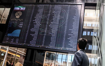 سیگنال بازار ارز به بورس / صعود 9هزار واحدی شاخص کل