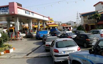 سهمیه بنزین با اختلال جایگاه‌های سوخت تغییر می‌کند؟