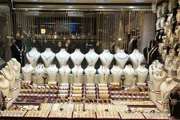 کاهش قیمت طلا و سکه‌ در بازار 