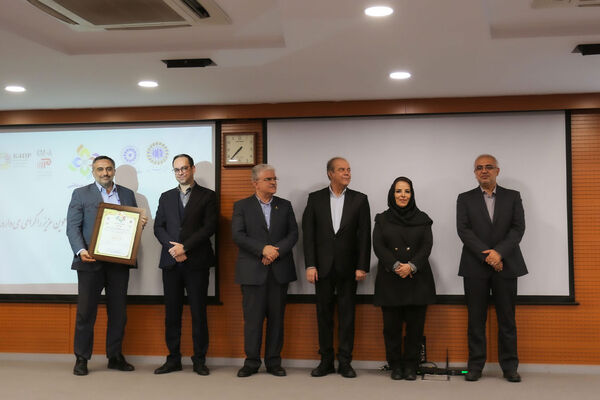 گواهینامه چهار ستاره برای پرداخت الکترونیک پاسارگاد