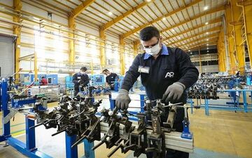 کمبود نقدینگی نفس تولید را برید/ ظرفیت های تولید نزولی است