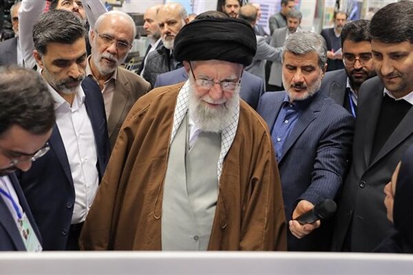طرح دغدغه های بخش خصوصی با رهبر انقلاب در نمایشگاه پیشگامان پیشرفت