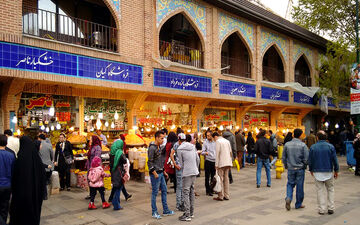 خریدهای مسئولان سفارشی است،/خودشان به بازار نمی روند که شرایط مردم را درک کنند