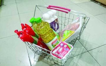 افزایش لحظه‌ای قیمت کالاهای اساسی/تورم ۲۰۰درصدی خوراکی‌ها 