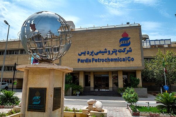 کاهش چشمگیر فروش صادراتی پتروشیمی پردیس