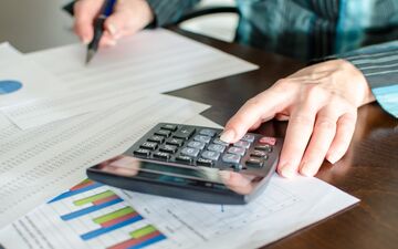 کارمندان بخوانند/معافیت مالیاتی برای این گروه از کارکنان دولت+جزئیات