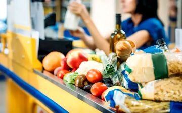 تغییر پیاپی قیمت کالاهای اساسی/عامل گرانی مواد غذایی چیست؟+ نمودار 