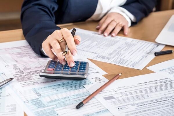 ابهام در دریافت قسطی مالیات اصناف و مشاغل