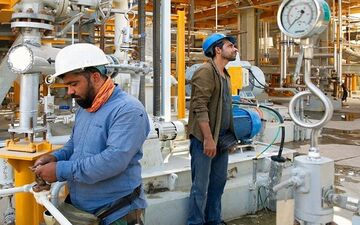 تجمع کارگران پیمانکاری پالایشگاه‌های پارس جنوبی 