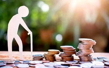اعتراض نماینده کارگران در شورای عالی کار به مصوبه جنجالی مجلس / افزایش سن بازنشستگی حرام است + اینفوگرافی