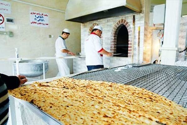 آمار عجیب از مصرف نان در کشور/ ایرانیان رکورددار دورریز نان