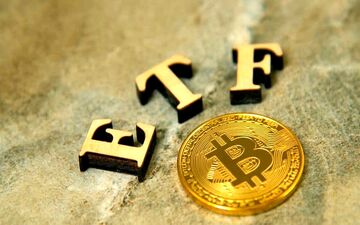 افشای زمان احتمالی تأیید ETF بیت‌کوین در کمیسیون بورس آمریکا