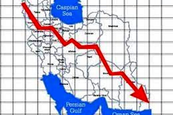 بازی قیمت‌ها مشکلات اقتصادی را حل نمی‌کند/ با خصوصی‌سازی، ناکارآمدی را قانونی می‌کنند 