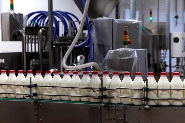 یک و با دوهوای قیمت‌گذاری دستوری محصولات لبنی 