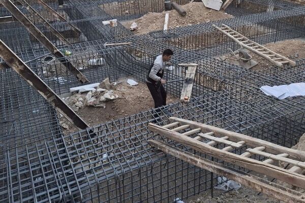 آوار آسیب‌های اجتماعی برسر کارگران ساختمانی/تامین اجتماعی کارگران را بیمه نمی‌کند