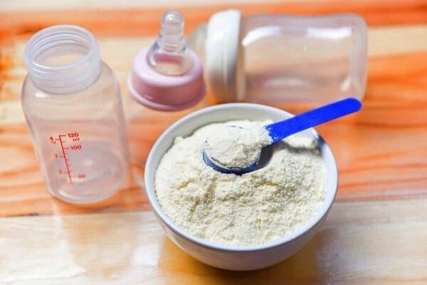 ضرر 10 هزار تومانی تولیدکنندگان در عرضه هر کیلو شیر خشک
