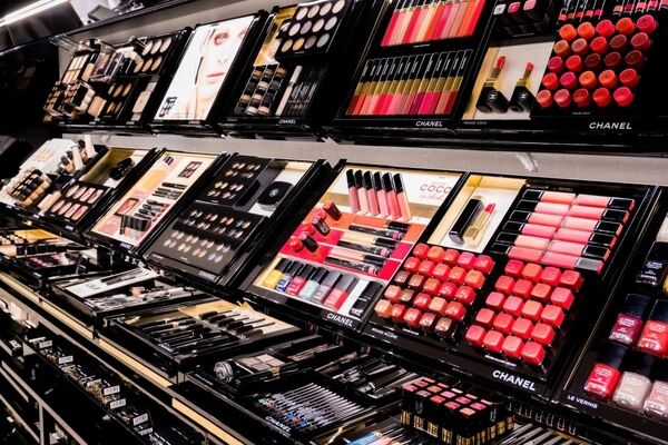 اعتراض فروشندگان عطر و ادکلن به چیست؟